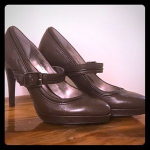Calvin Klein pumps